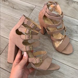 Sandal Block heels 🌸